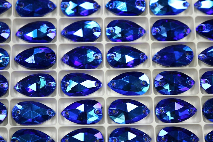 Brilliance 18x10.5mm Pear Box of 144 pcs. - Bright Sapphire AB