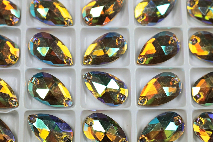 Brilliance 22x13mm Pear Box of 80 pcs. - Amber AB