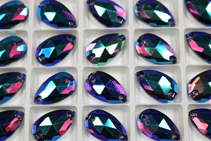 Brilliance 22x13mm Pear Box of 80 pcs. - Violet AB