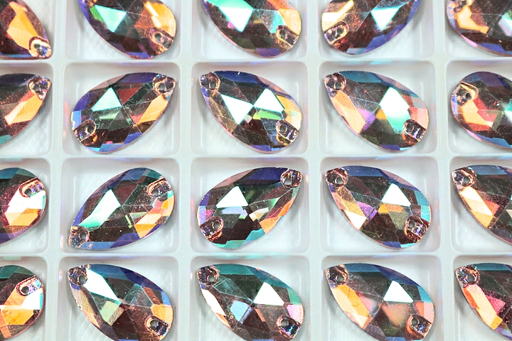 Brilliance 22x13mm Pear Tray of 10 pcs. - Champagne AB