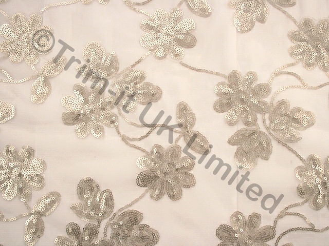 Matt Sequin Flower On 2 way give net - Metallic Gold