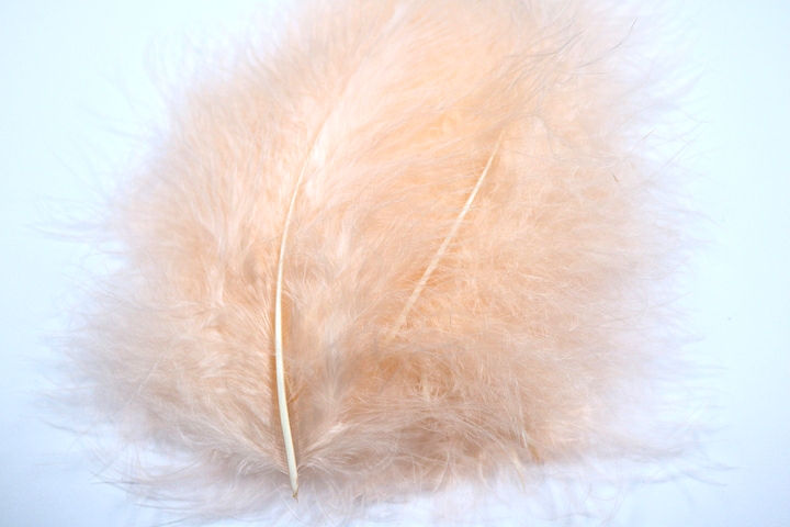 Marabou Small Feathers(approx.20 per pkt.) - Champagne