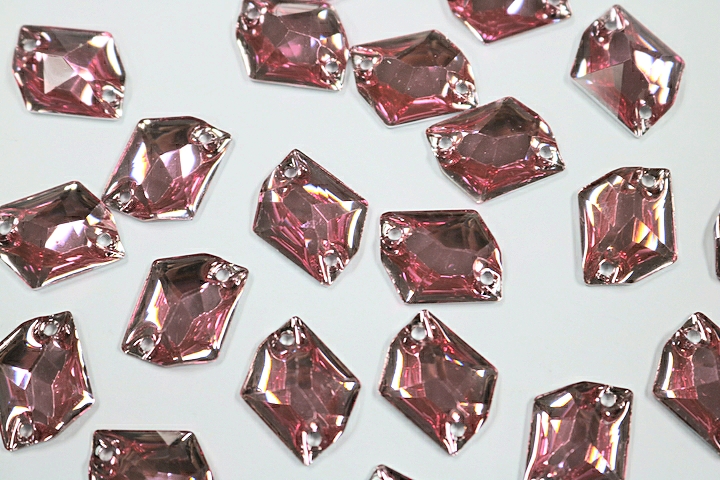 Cosmic 20x16mm Coloured resin Stones - Light Rose